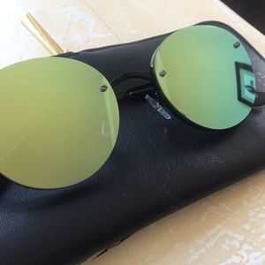 Quay Australia FARRAH sunglasses